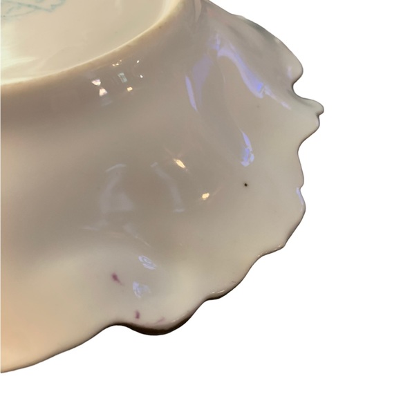 Porcelain Trinket Dish by German artist Johann Seltmann (JSV) - Picture 6 of 8